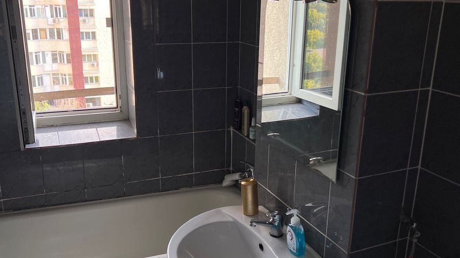 Apartament 3 camere, vedere Delta Vacaresti, langa Parc Tineretului, Pridvor. - Poză 8
