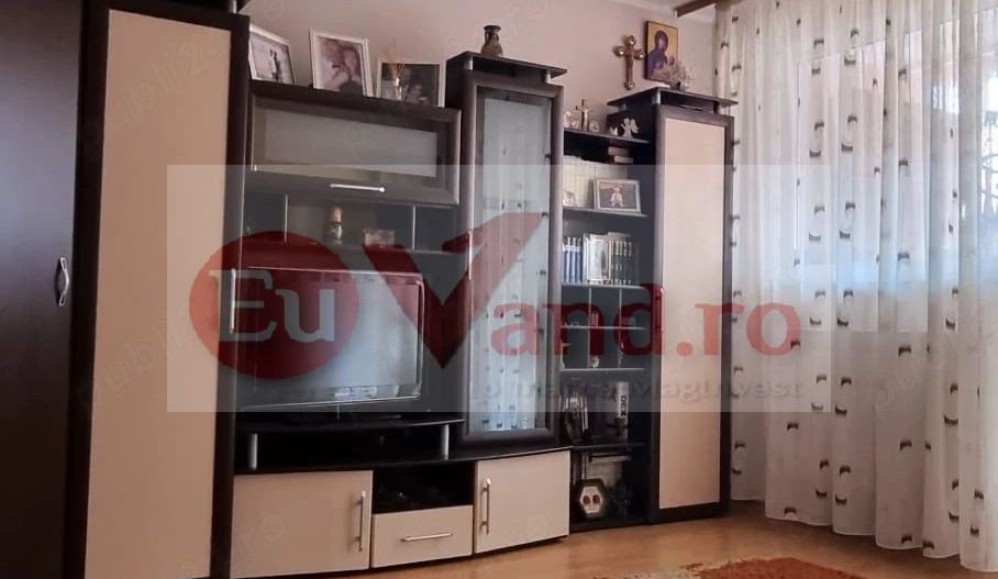 De inchiriat apartament  2 camere, Micro 20, zona 2 Cocosi, et. 6, 1900 lei - Poză 1