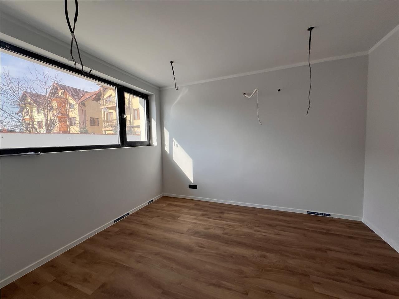 Vila 5 camere | Otopeni | 23 August - Poză 2