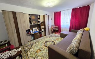 Apartament 3 camere, 65 mp utili, 2 bai, etaj 2, Cetate, zona Stadion - Poză 3
