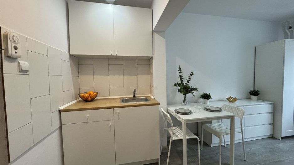 Garsoniera renovata si mobilata, Complex Studentesc, Daliei, Etaj 1. Comision 0 - Poză 5