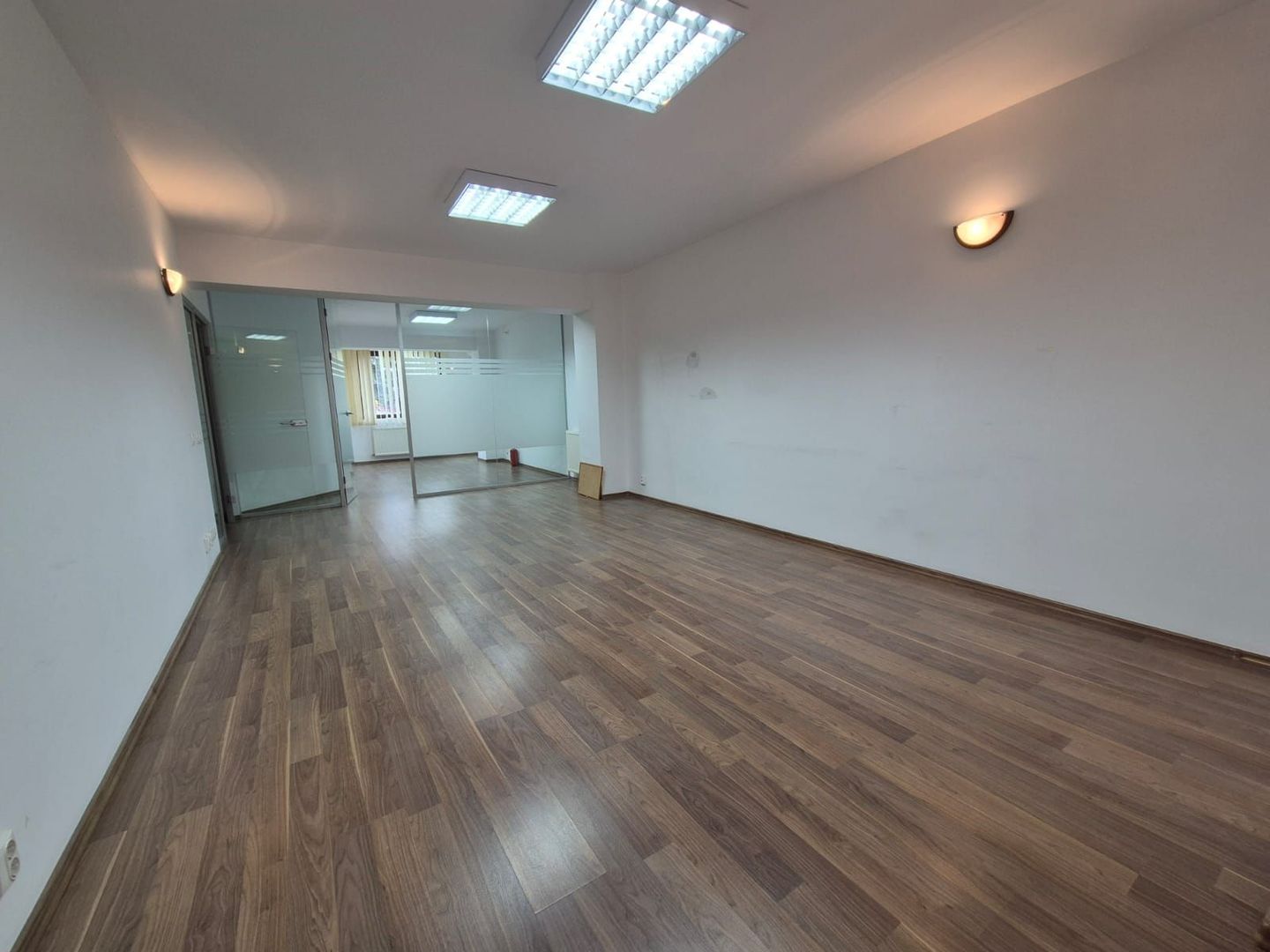 Birou | Office | Mihalache | 1 Mai | Grivitei | Nemobilat - Poză 8