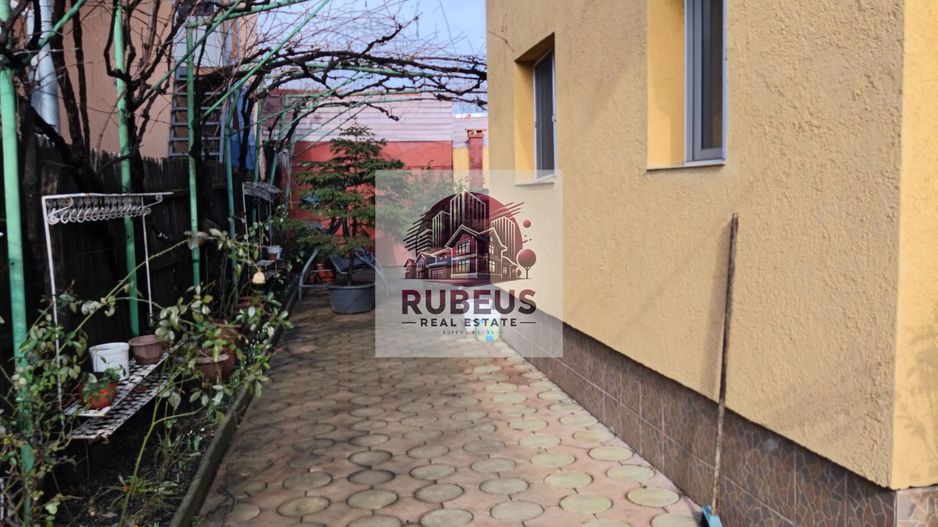 Casa cu personalitate in Calomfirescu – spatiu, liniste si teren gener - Poză 7