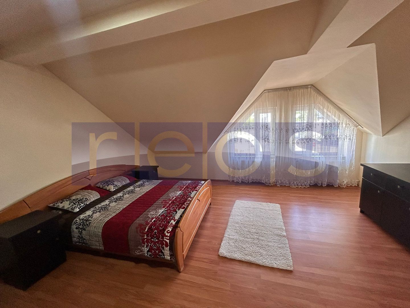 VANZARE CASA P+1+M | 8 CAMERE | ZONA VITAN - Poză 3
