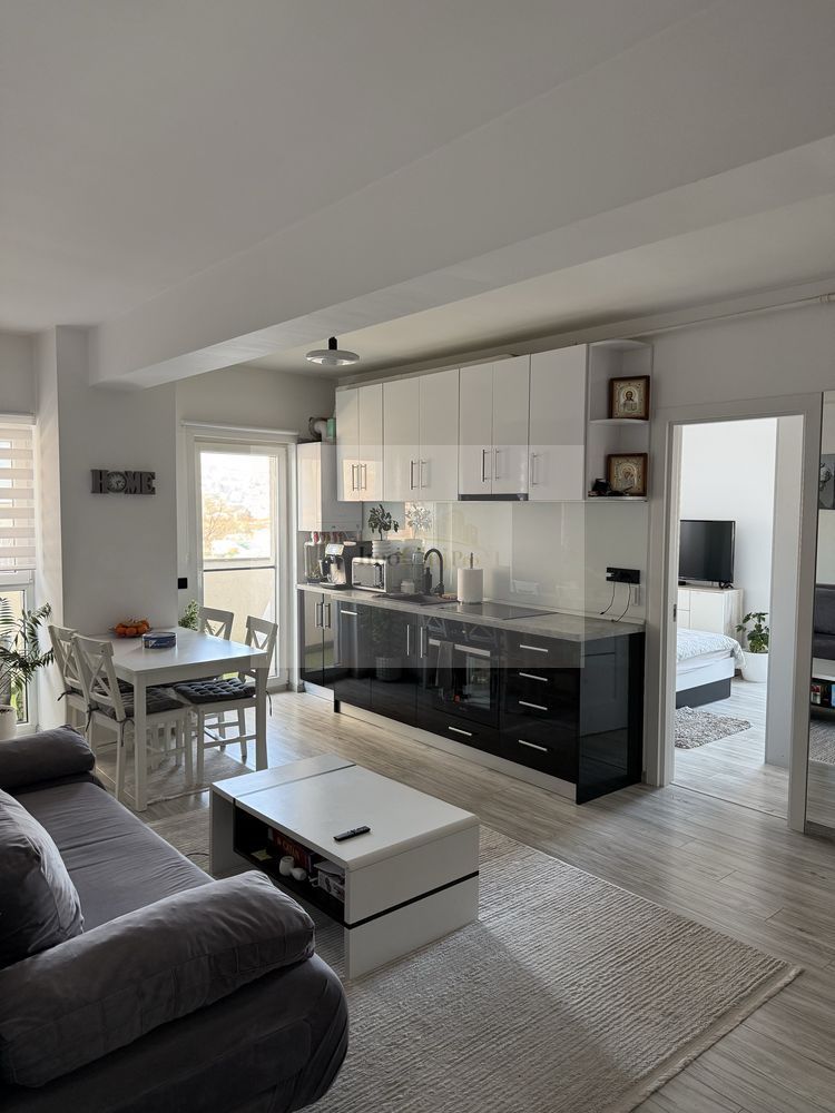 Apartament 2 camere | Luminos | Balcon generos - Poză 2