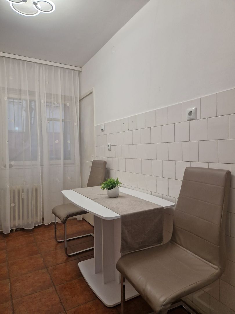 Spitalul Judetean-Calea Martirilor | 2 Camere | Necesita renovare - Poză 10