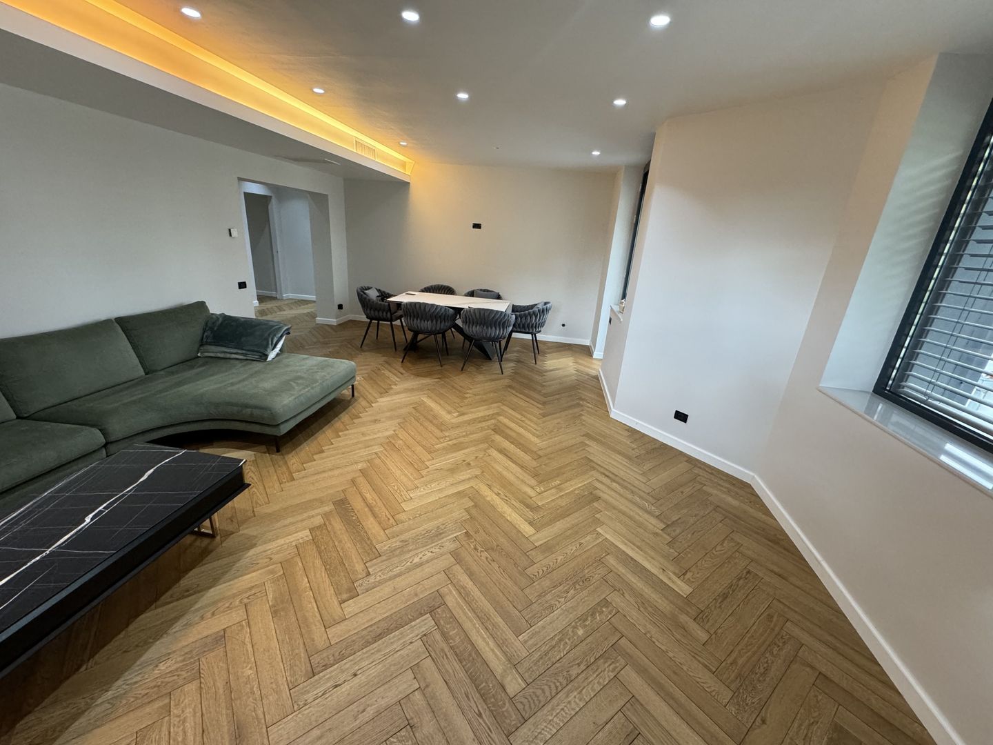 Luxury 4-Room Apartment – HERASTRAU I Parking Spots I ROVERE FURNITURE - Poză 4