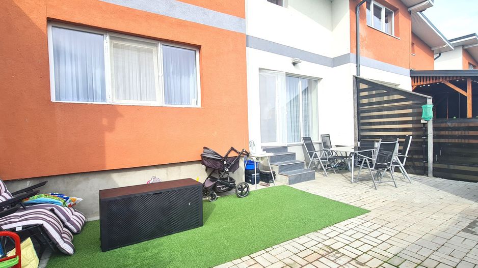 Casa 4 camere complex rezidential intrare Tarlungeni Brasov - Poză 9