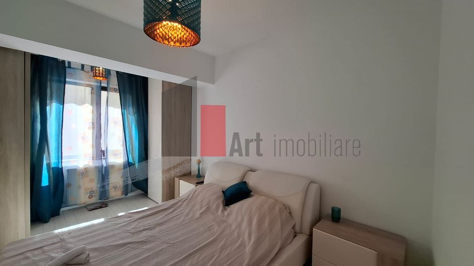 Apartament Piata Unirii, bloc 2013,  liber - Poză 10