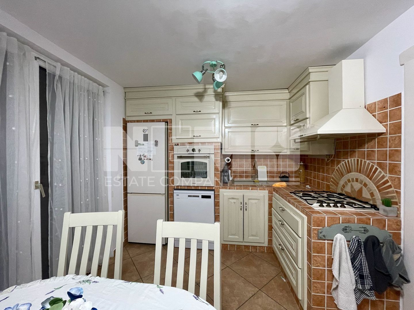 CASA 5 CAMERE | ZONA CENTRALA SAT | COMPLET UTILATA | VOITINEL - Poză 22