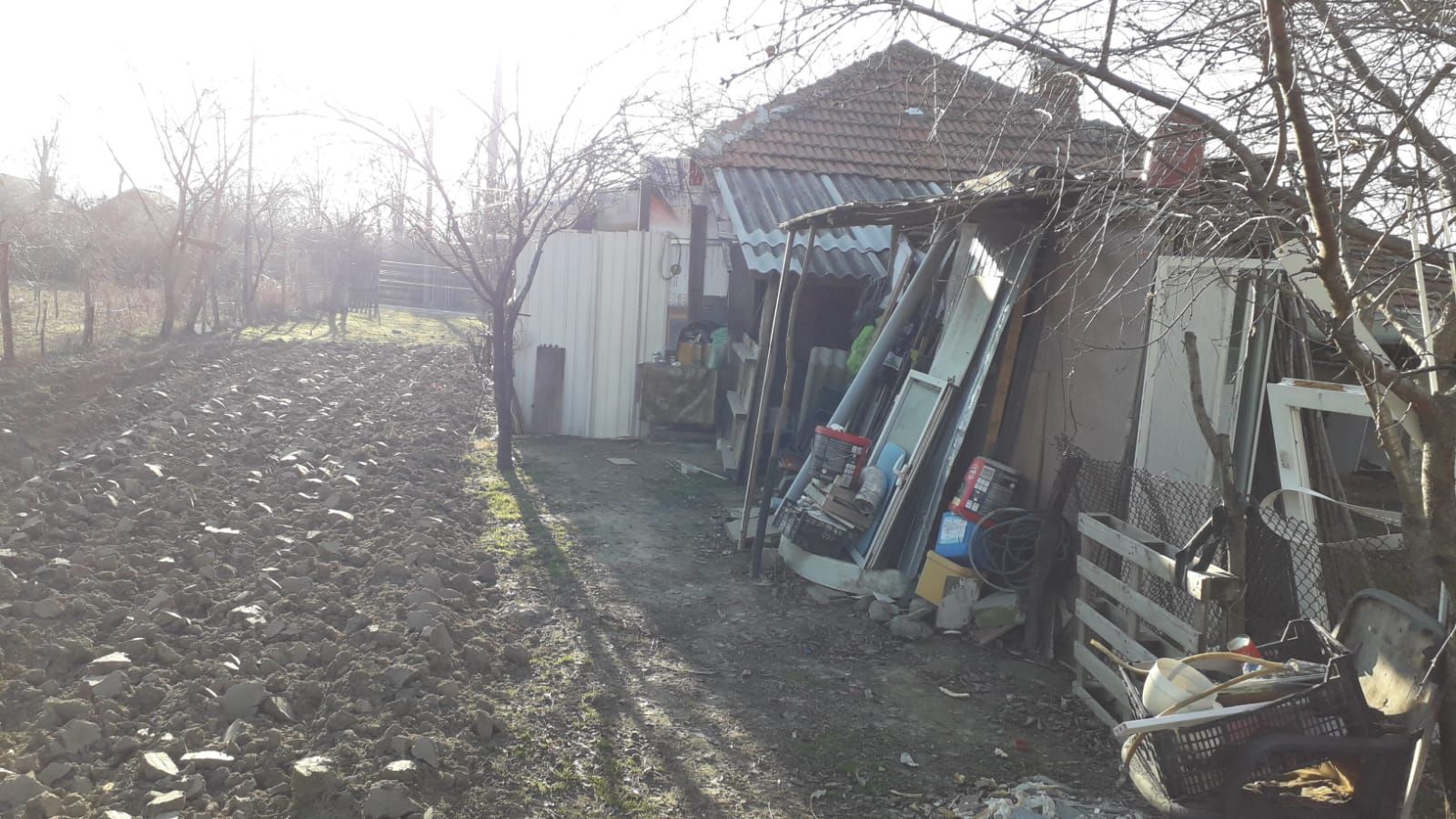 2 corpuri de casa 125 mp construiti + 1587 mp teten intravilan ! - Poză 11