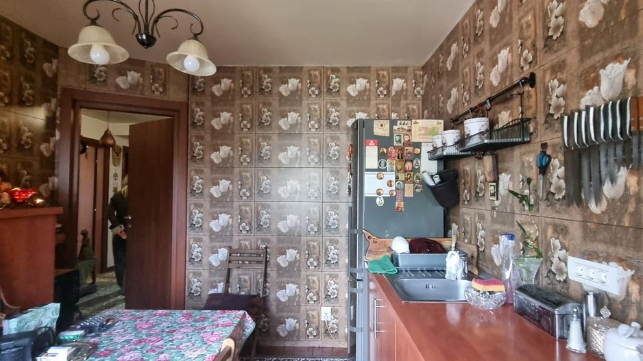 Parter cu structură pentru etaj, curte amenajată și organizare impeca - Poză 35