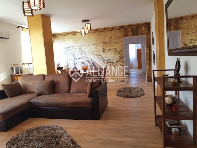 BULEVARDUL MAMAIA - Apartament de 3 camere in vila TERMEN REDUS! - Poză 4