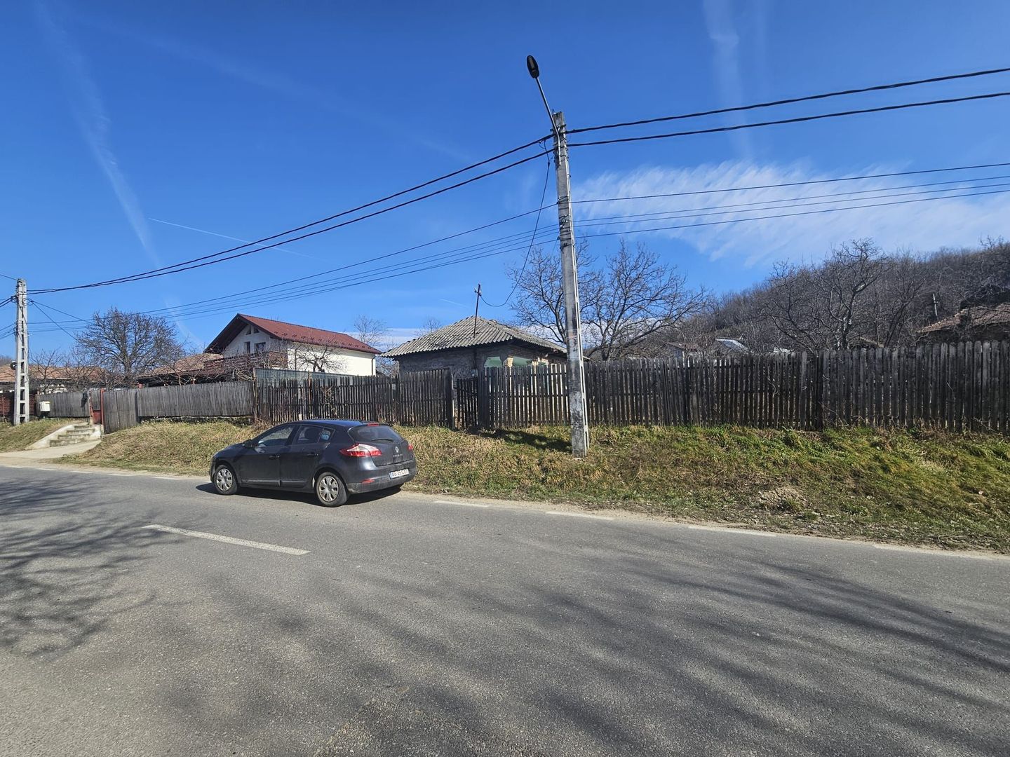 Teren 690 mp, deschidere 50 m, utilități – 1 km Primăria Ștefănești - Poză 2