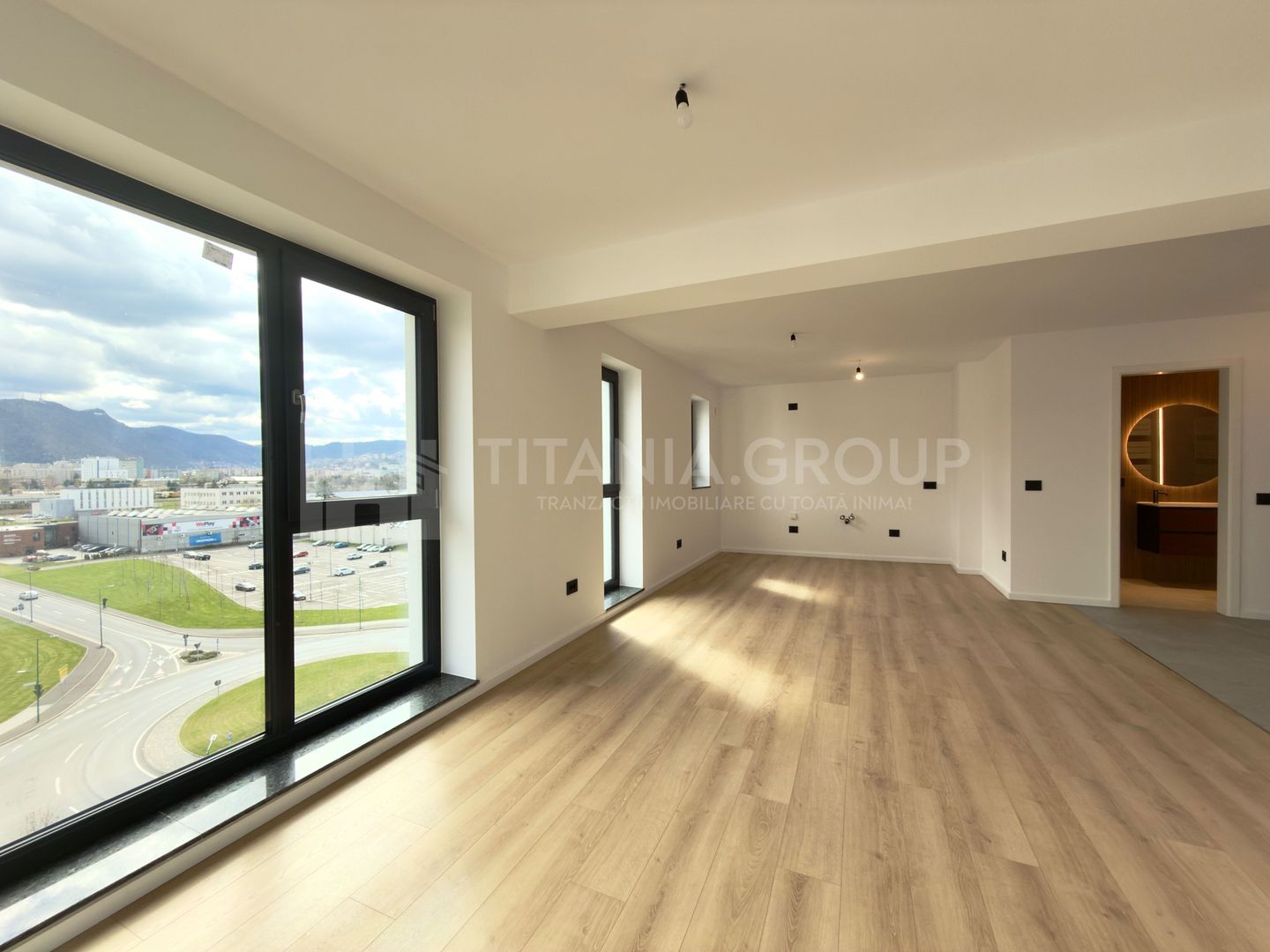 Apartament 2 camere cu vedere panoramică spre munte - Kasper Coresi - Poză 7