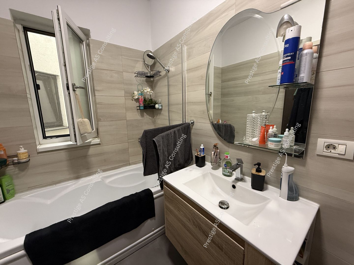 Apartament 3 Camere | Loc de parcare privat | Muzicescu-Girocului - Poză 10