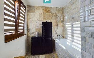 Vilă modernă cu 4 camere în Grădiște - Poză 12