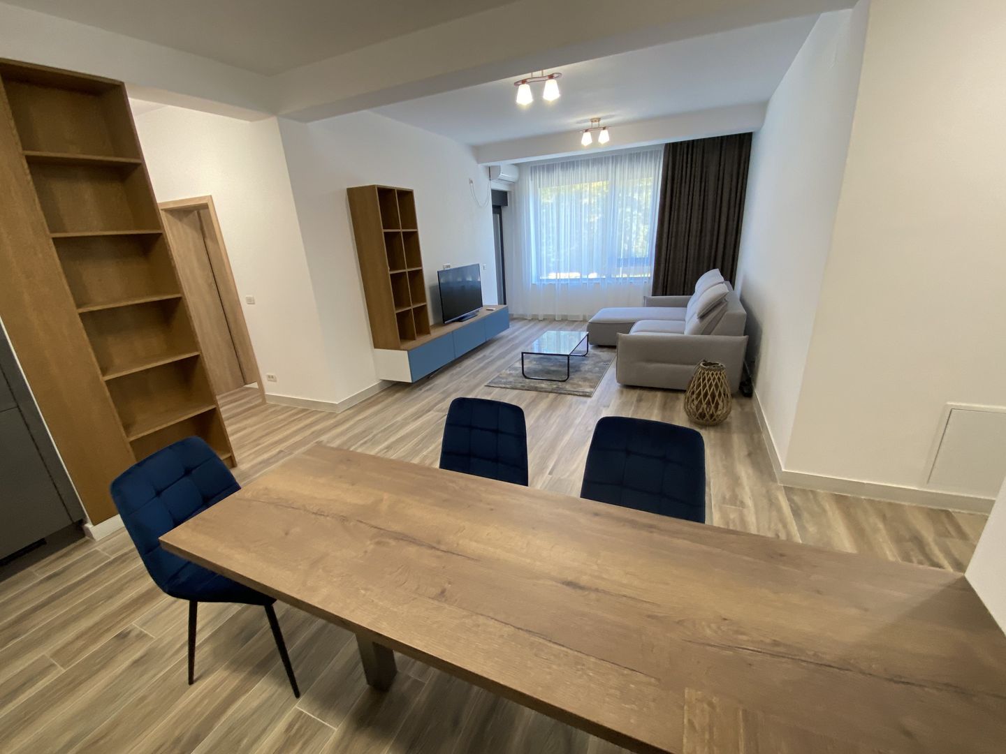 Apartament Dumbravita aproape de Padure - Poză 3