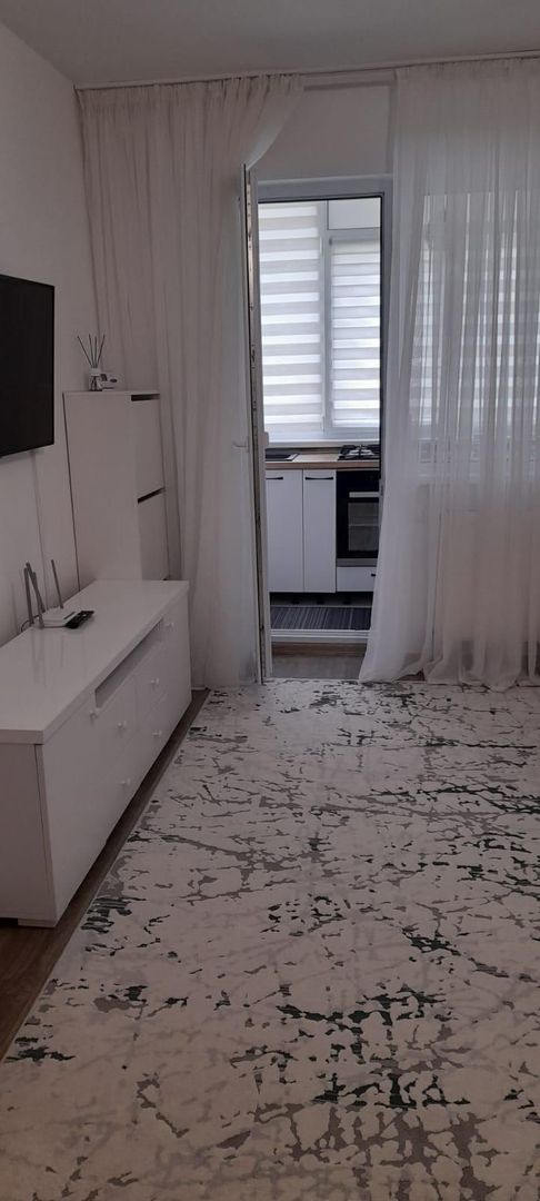 Studio decomandat, centrala proprie, complex rezidential, Bragadiru - Poză 2