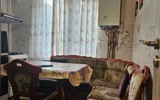 Garsonieră decomandată, etaj parter- Astra - Poză 6