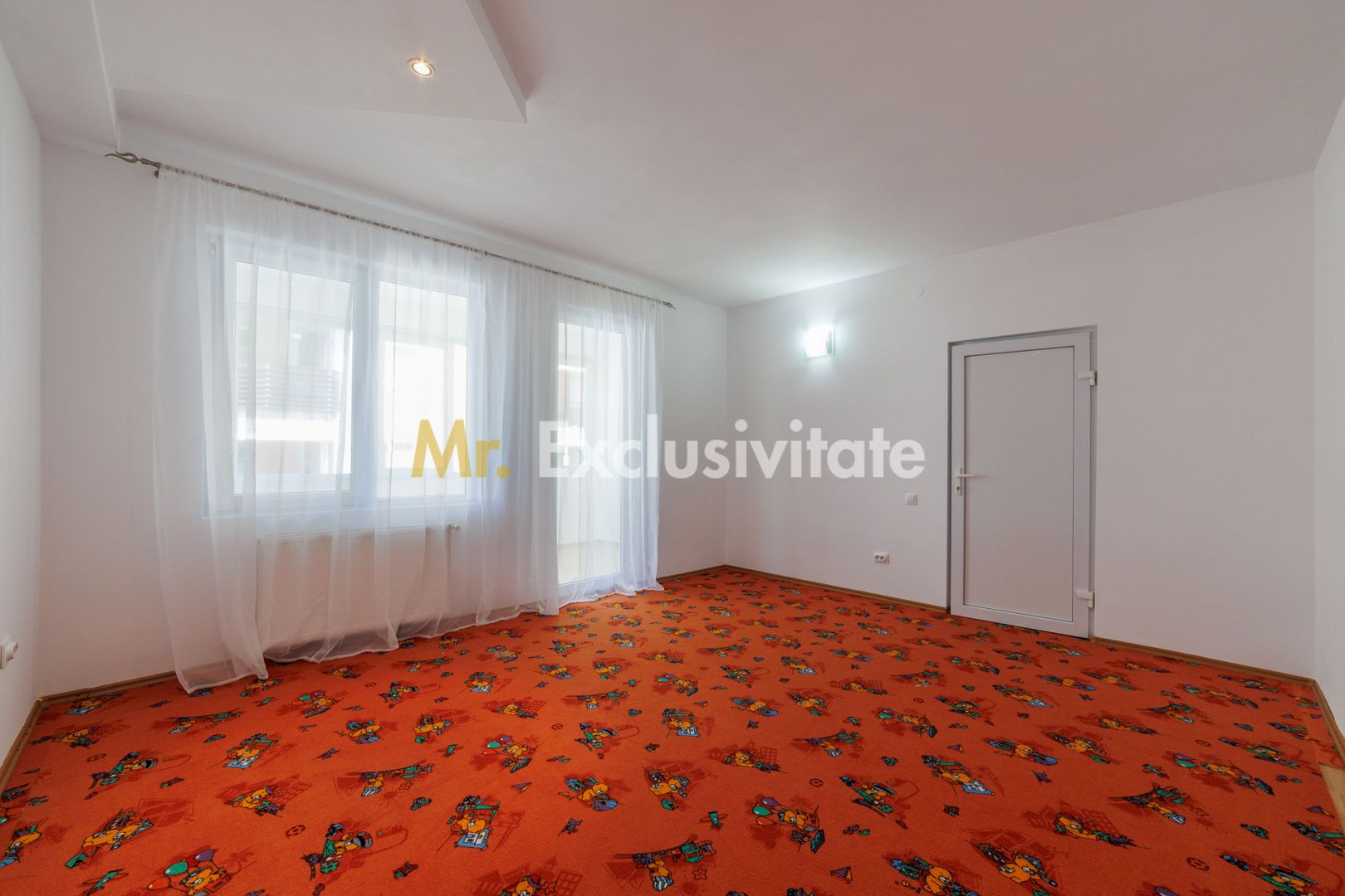Proprietate multifunctionala | Doua cladiri | 581 mp | Pitesti - Poză 19