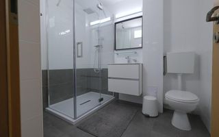 HERASTRAU, apartament deosebit, etaj 2 in bloc 2005 - Poză 12