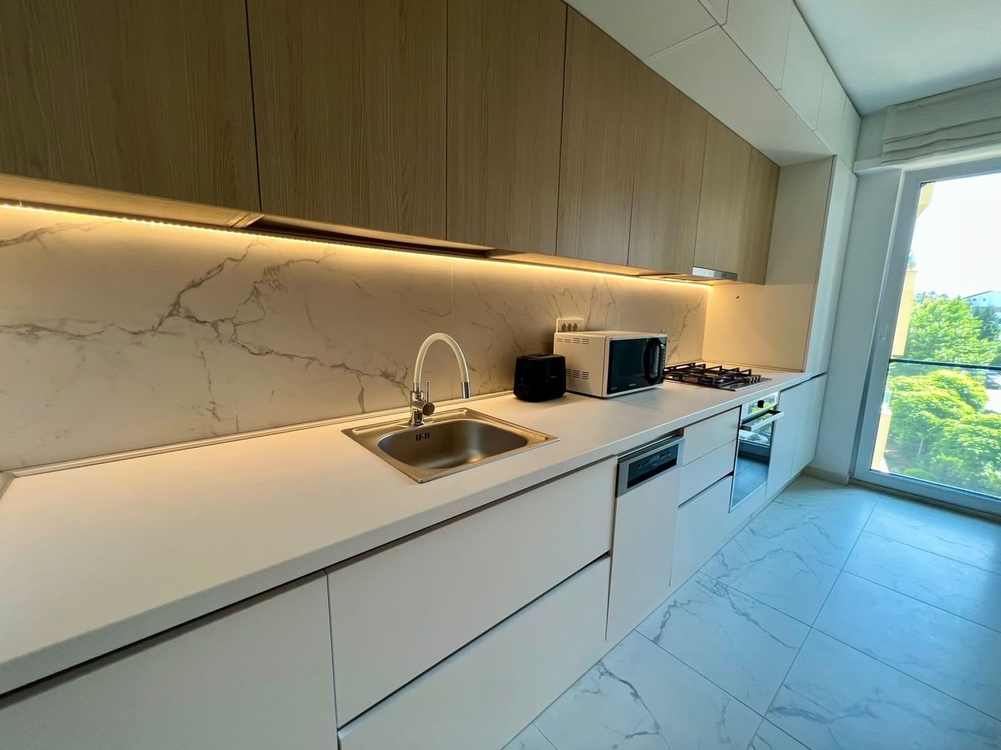 Apartament 2 camere, Aviatiei, balcon 9,5 mp - Poză 4