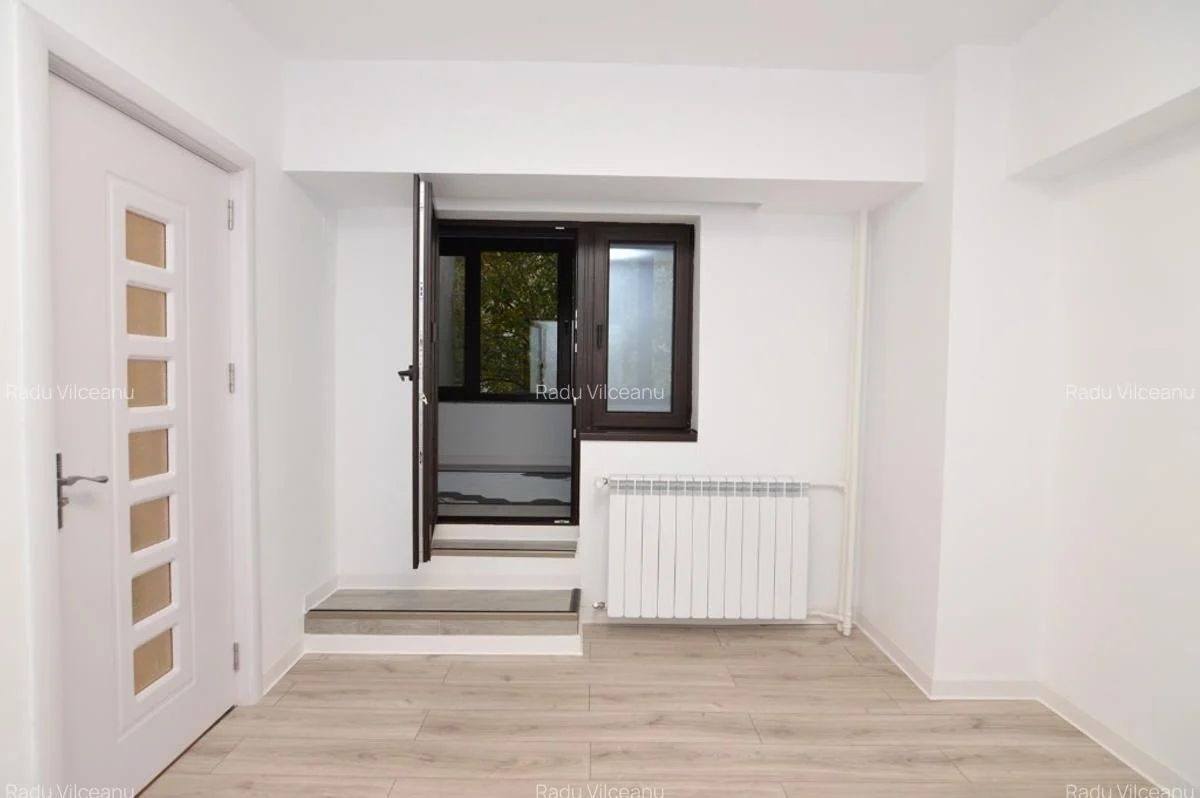 De vanzare Apartament 4 camere Piata Unirii, Fantani, ULTRACENTRAL - Poză 1