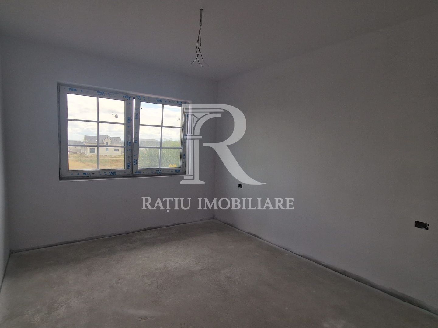 Casa de vanzare cu 4 camere | Cihei | Finisata | Bihor - Poză 12