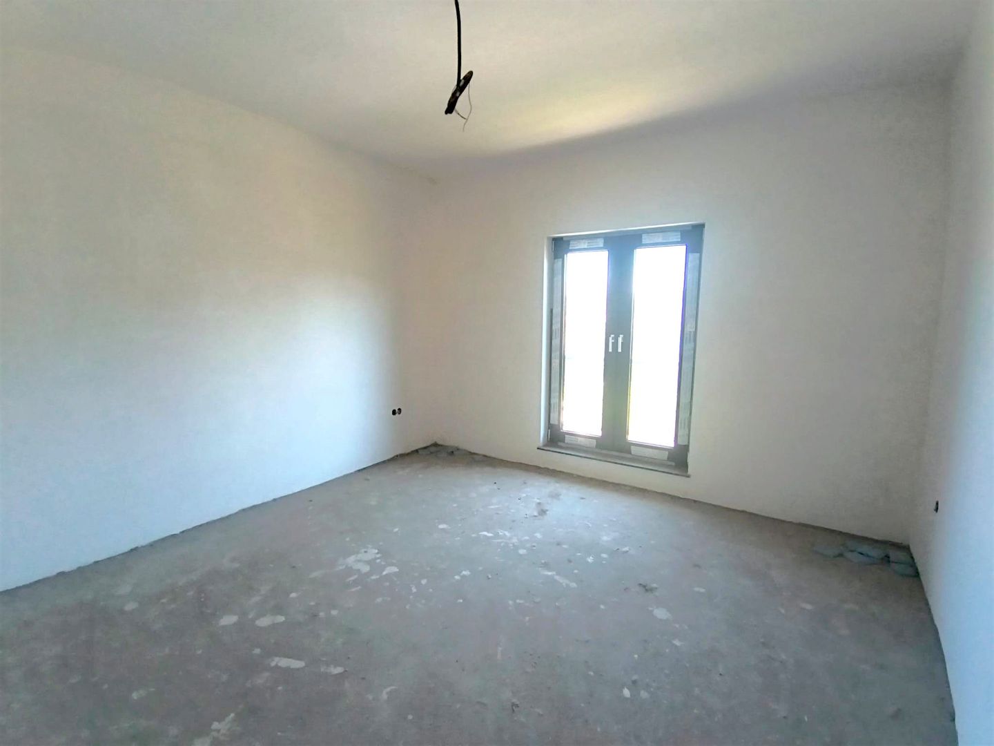 Vilă P+E+Pod | 200 MP Utili | Șcheia | Drum Privat - Poză 8