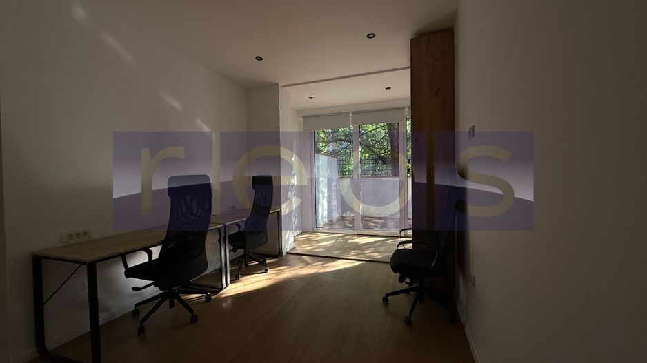 APARTAMENT DE VÂNZARE 4 CAMERE ZONA CENTRALĂ + TERASĂ 40MP - Poză 10