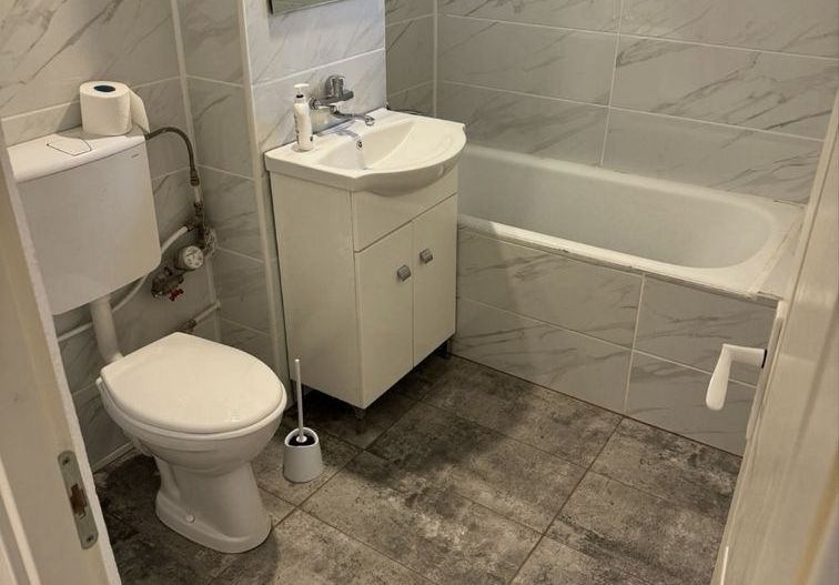 Apartament 2 camere Rovine - Poză 3