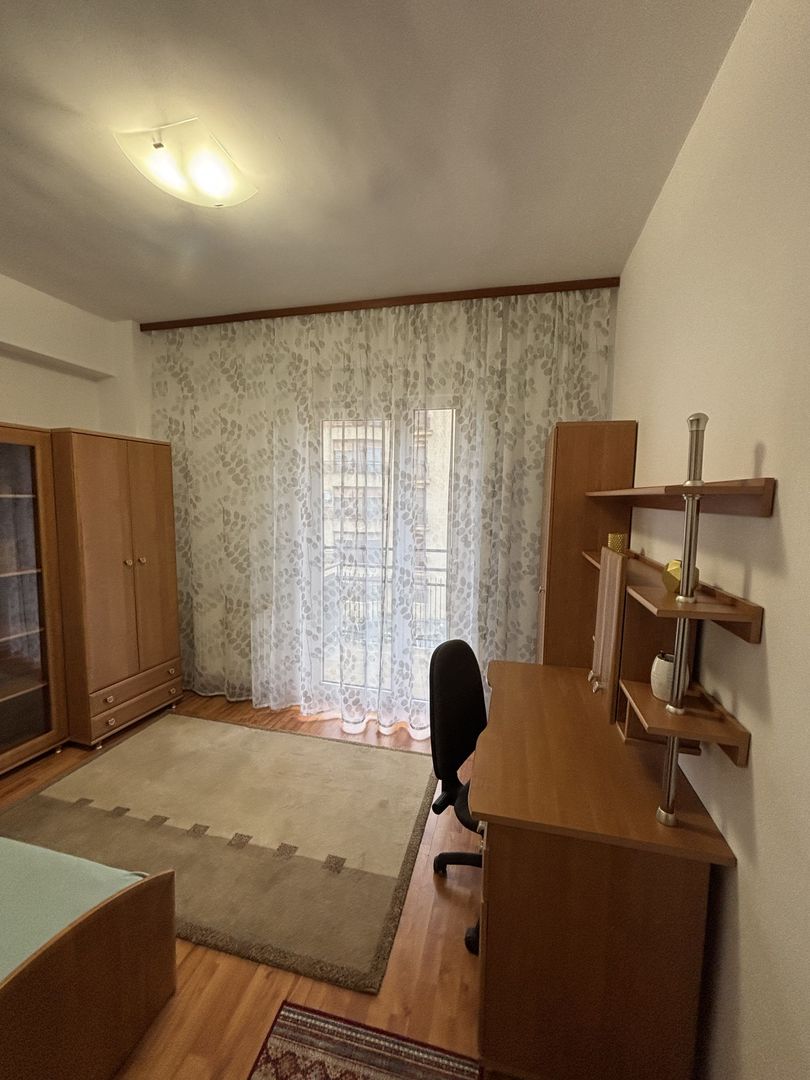 Apartament 3 camere bloc nou cu parcare subterana - Poză 48