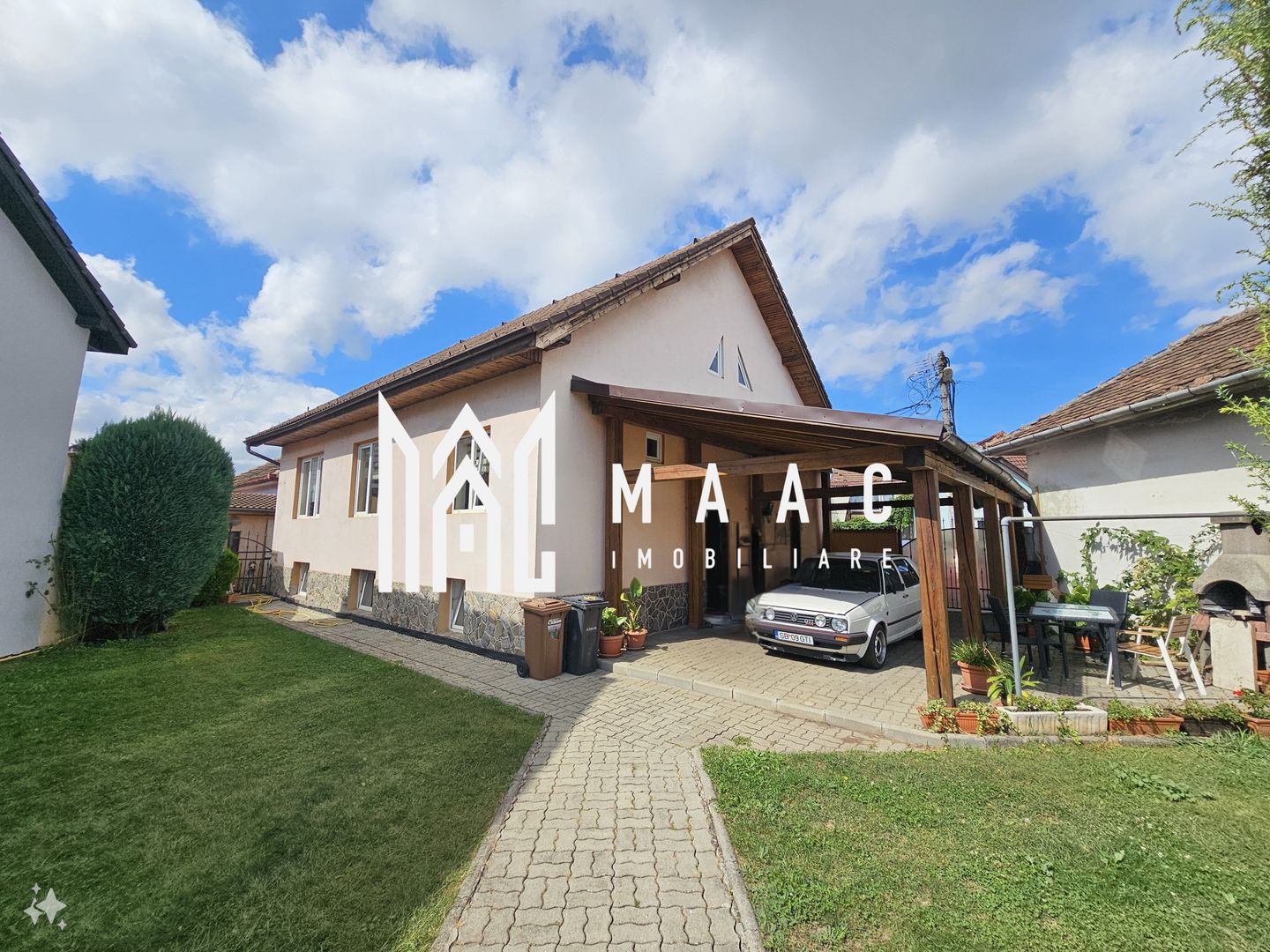 Casa individuala | 349 mp teren | Garaj | Zona Lazaret - Poză 1