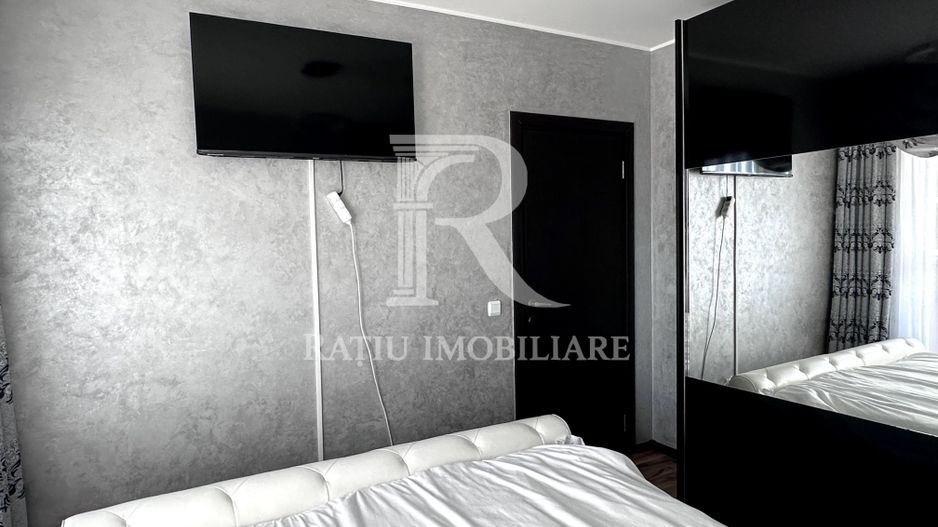 Apartament cu 3 camere | Nufărul Plaza | Vedere panoramică | Oradea - Poză 10