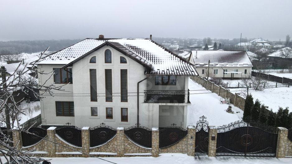 Vânzare, casă, 5 camere, strada Nicolae Dimo, Edineț - Poză 2