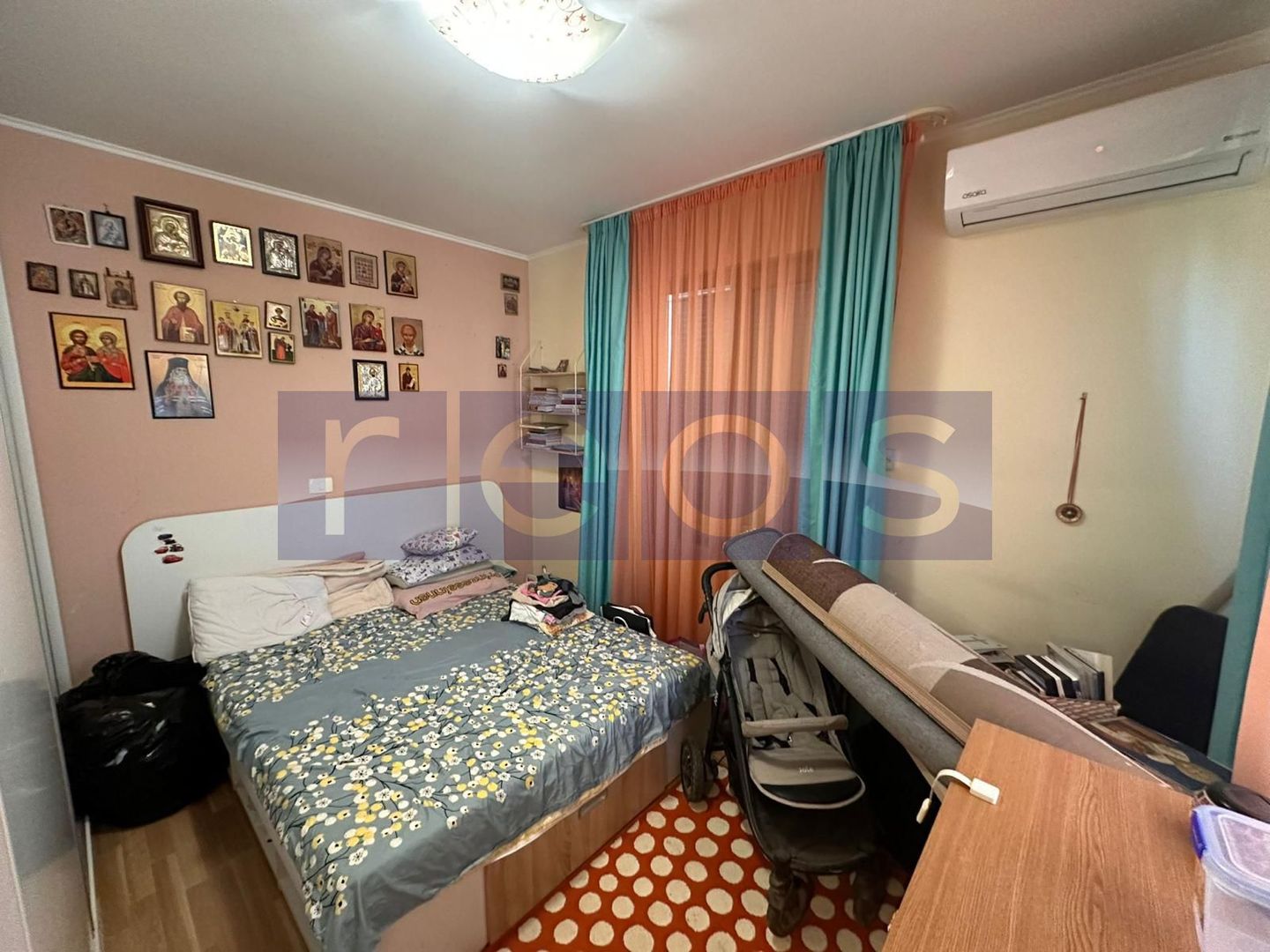 2 CASE DE VANZARE | CREVEDIA | 8 CAMERE - Poză 9