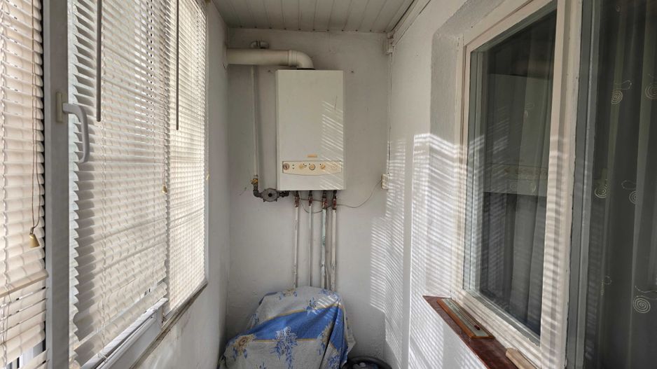 2 camere cf 1 zona Sagului-CENTRALA-parter cu balcon - Poză 7