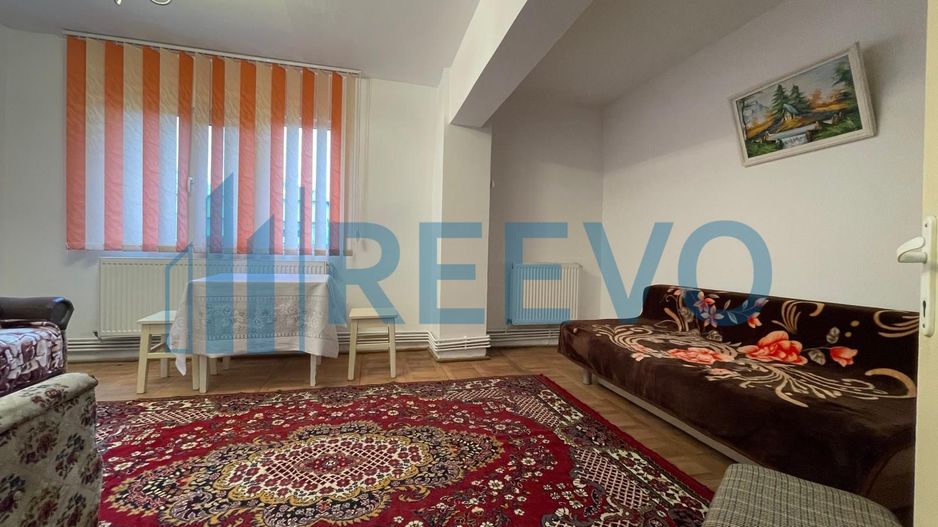 Garsonieră de închiriat, Str. Primăverii, Buhuși - Poză 1