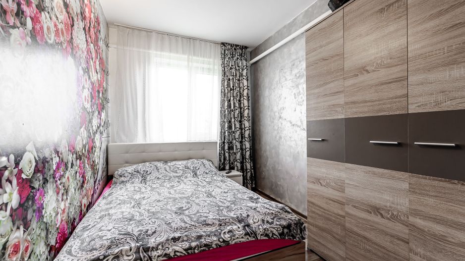 Apartament 3 camere luminos Aurel Vlaicu str Fluturilor - Poză 4