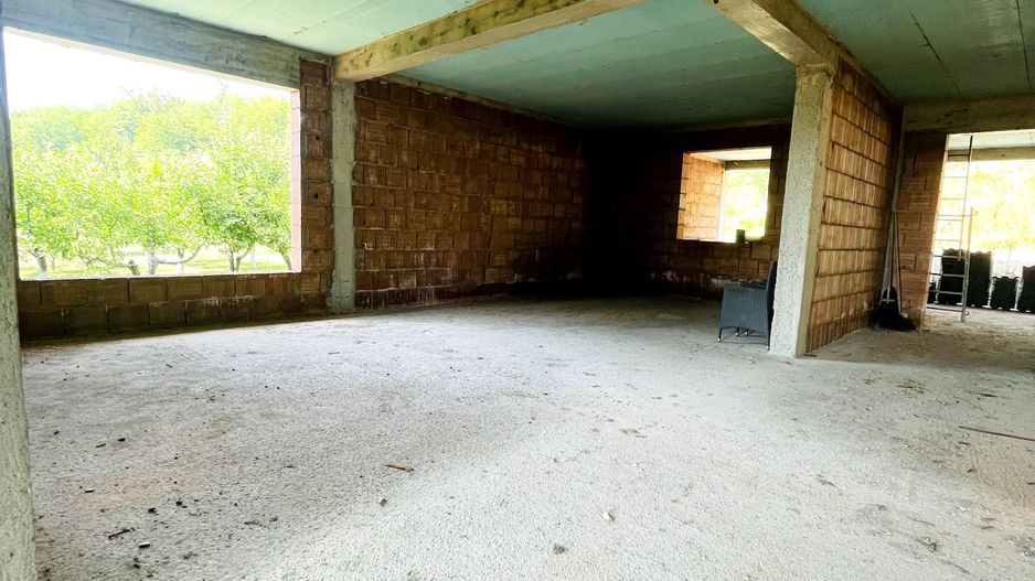 Casă Parter la Roșu – Hidișelul de Sus, Teren Generos 2776 mp - Poză 3