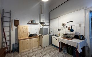 Vanzare apartament ultracentral, parter, imobil istoric - Poză 10
