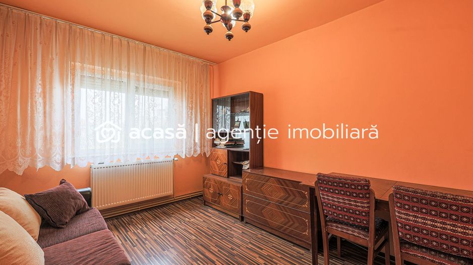 Rezervat Apartament cu 3 camere decomandat in Zona 300 - Poză 3