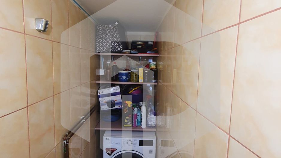 Apartament 2 camere in zona 9 Mai/ Renovat complet+ Pivnita+ curte - Poză 10