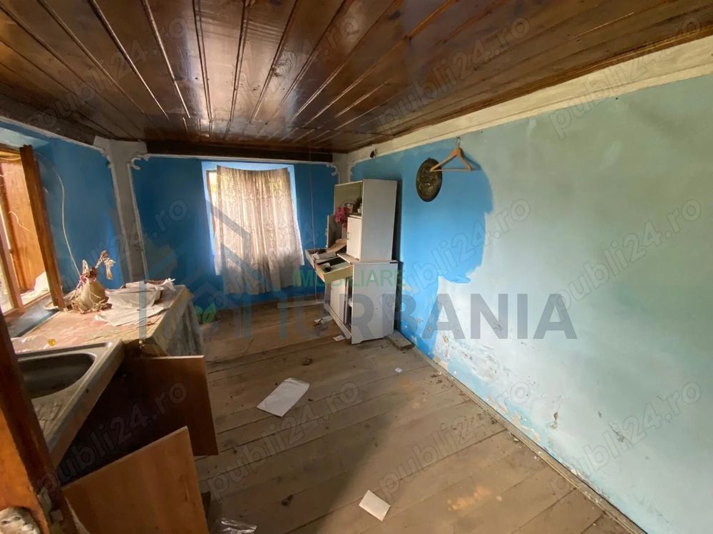 Casă cu teren 6600 mp, drum asfaltat, apă, canalizare - Schitu Duca, Iași - Poză 3