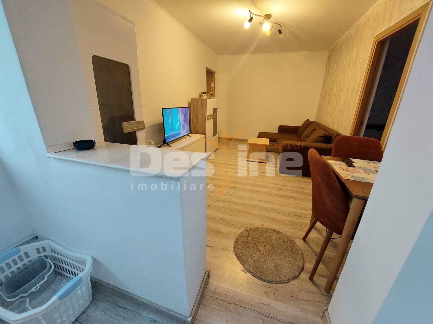 De vanzare Apartament 2 camere - Zona Tomis Nord - Poză 3