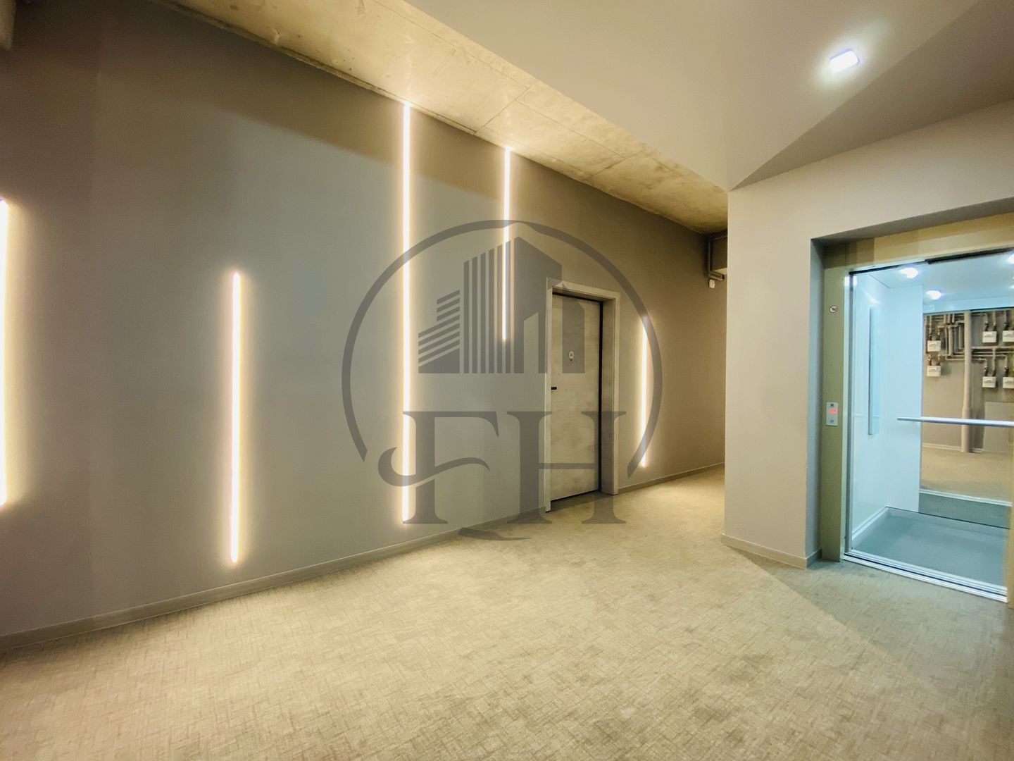 SOLD / VANDUT Apartament cu 2 camere de vânzare în zona Nord-Est - Poză 3