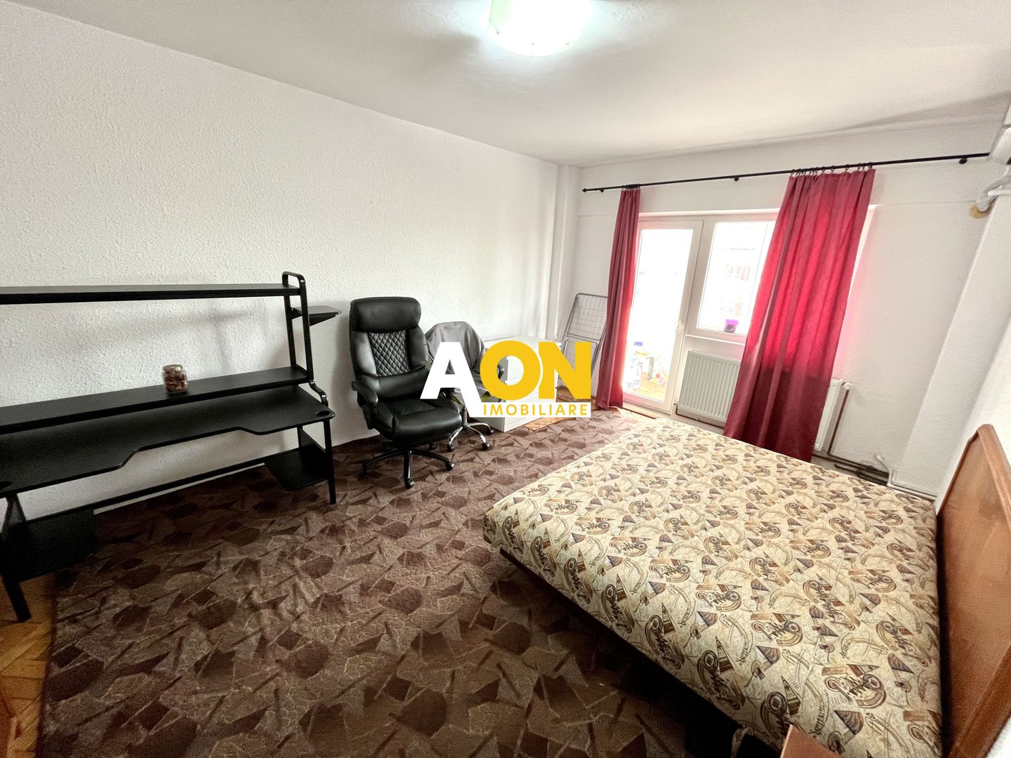 Apartament cu 3 Camere, Decomandat, Zona Mercur - Poză 4