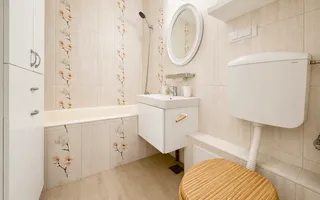 Apartament 2 camere, str. Campia Libertății, amenajat și mobilat - Poză 12