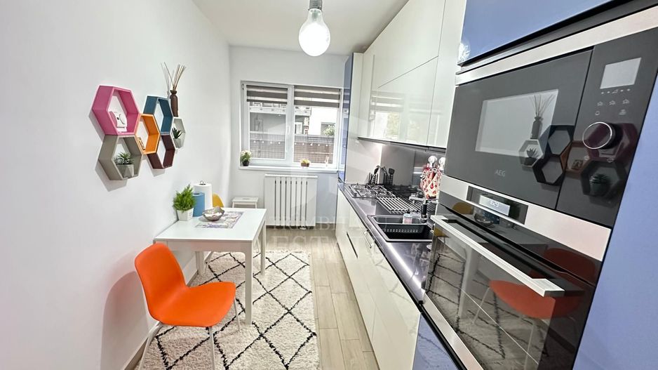 Apartament 2 camere cu loc de parcare si terasa EvoCasa Optima Titan - Poză 9